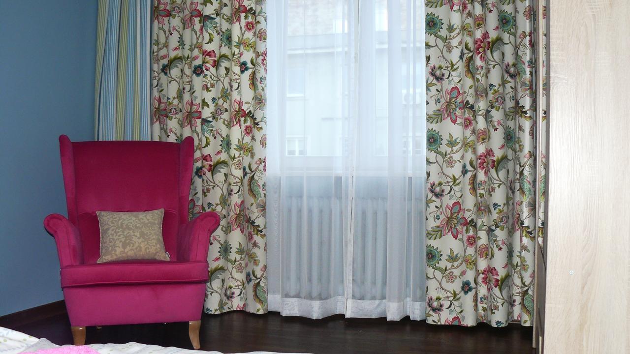 Апартаменты Apartament Chmielna Варшава Экстерьер фото